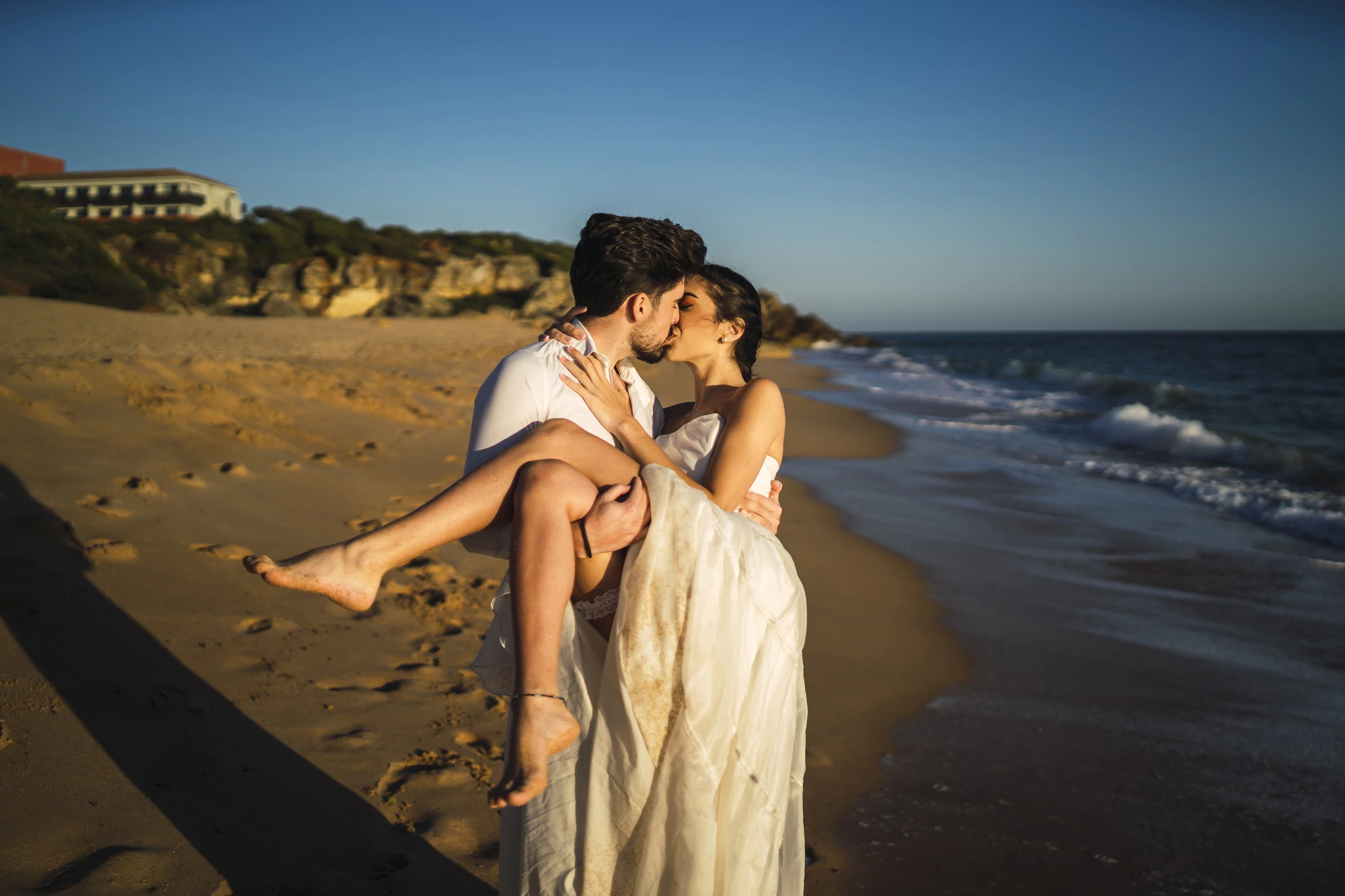 picture beautiful couple kissing each other their wedding day 181624 31783